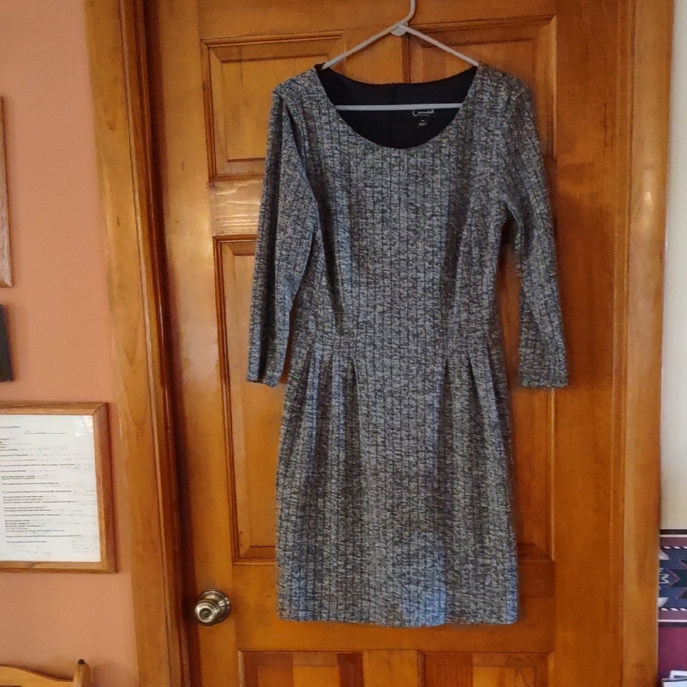 Connected Apparel Black and Gray Long Sleeve Dress